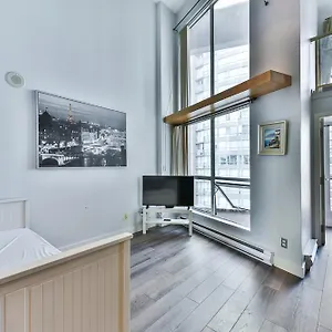 https://funky-modern-loft-in-the-heart-of-downtown-1-best-location.vancouver-hotels-bc.net