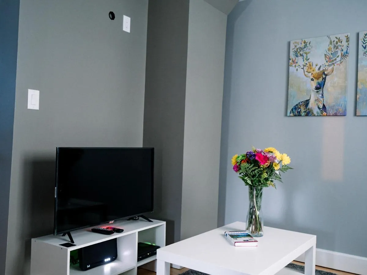Apartment Elmwood Suite Winnipeg
